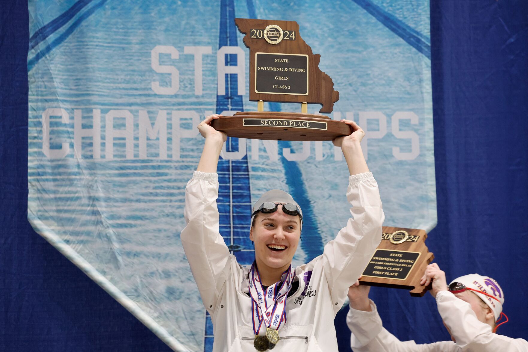Class 2 state swimming championship